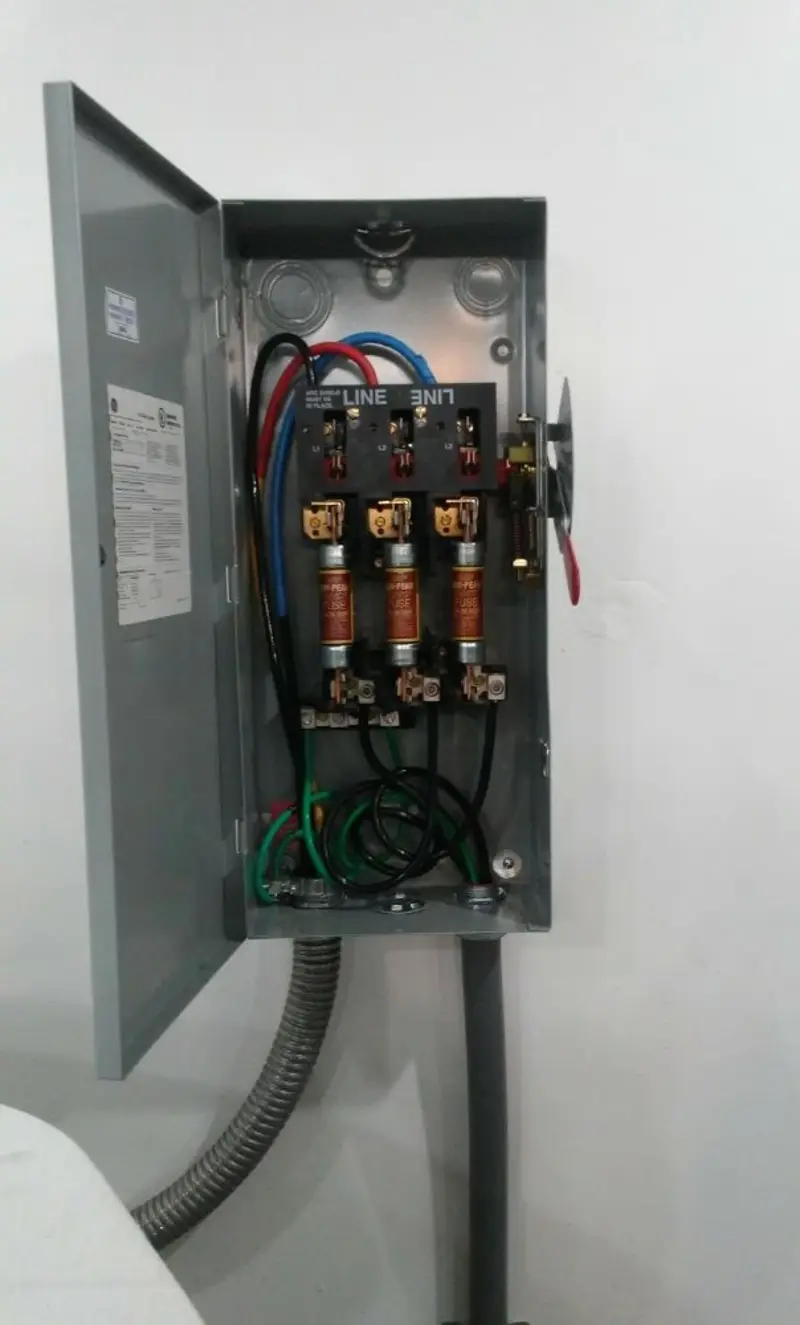 Three-phase disconnect switch installed for Electrical Wiring & Rewiring in Lake Cassidy